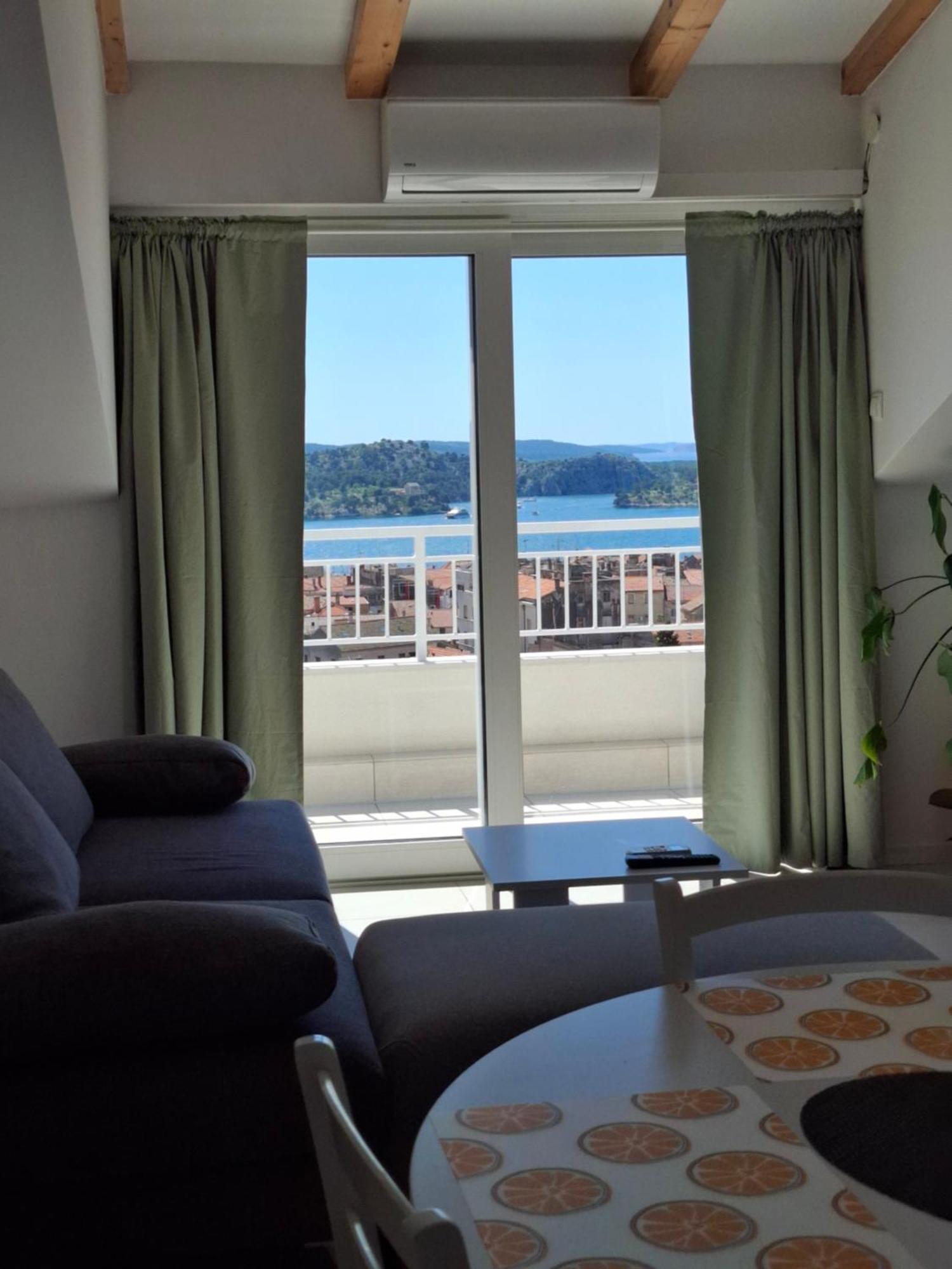 Carla Panorama Apartment 希贝尼克 外观 照片