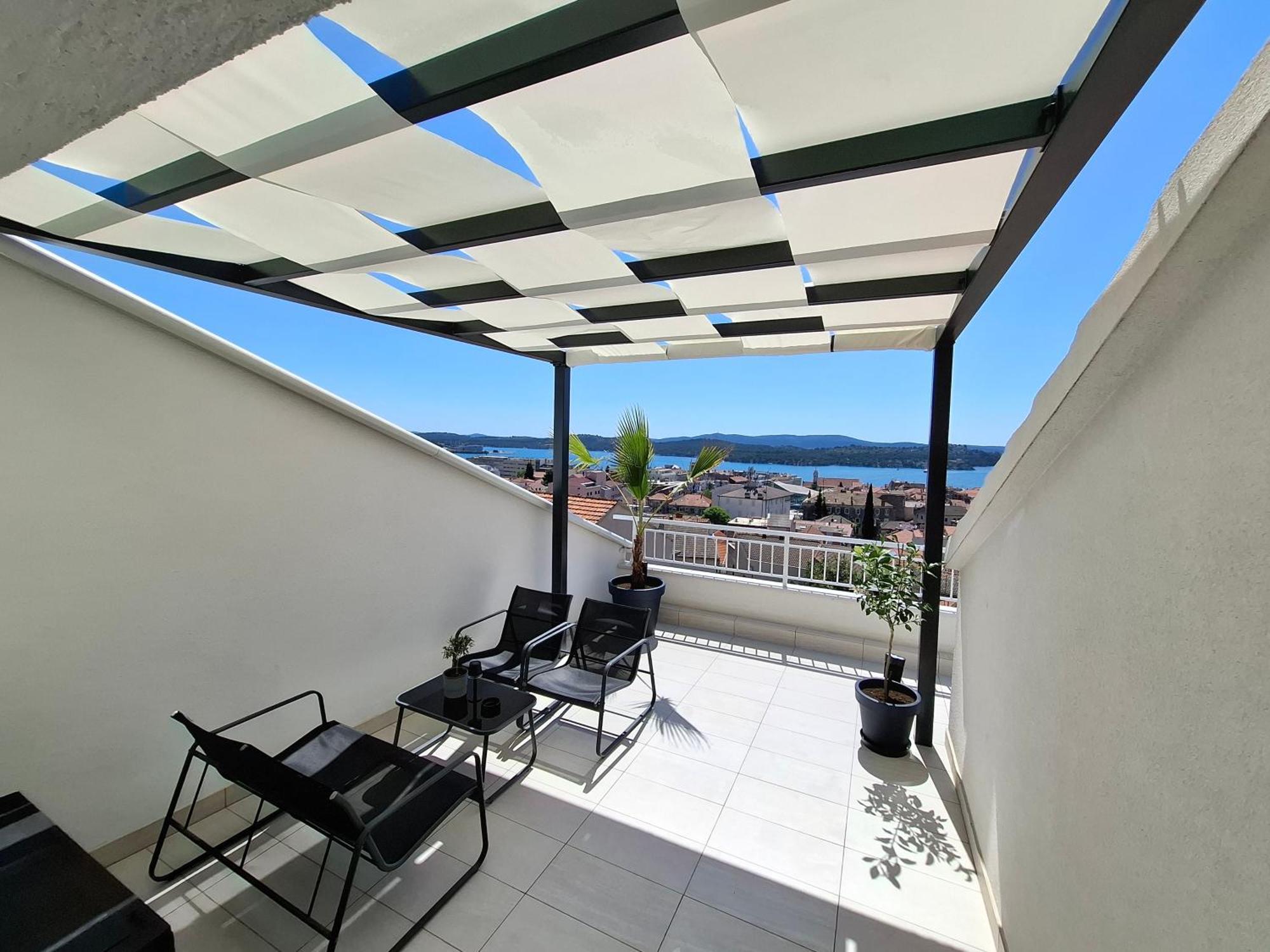 Carla Panorama Apartment 希贝尼克 外观 照片